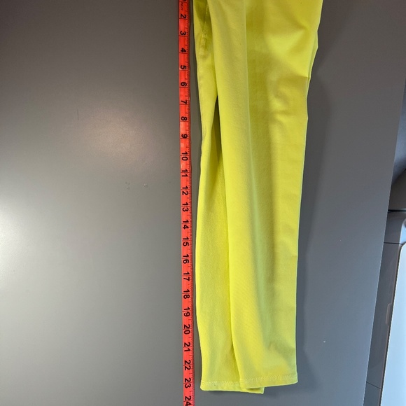 ALO Yoga 23" Lemon Lime Leggings - Picture 3 of 3